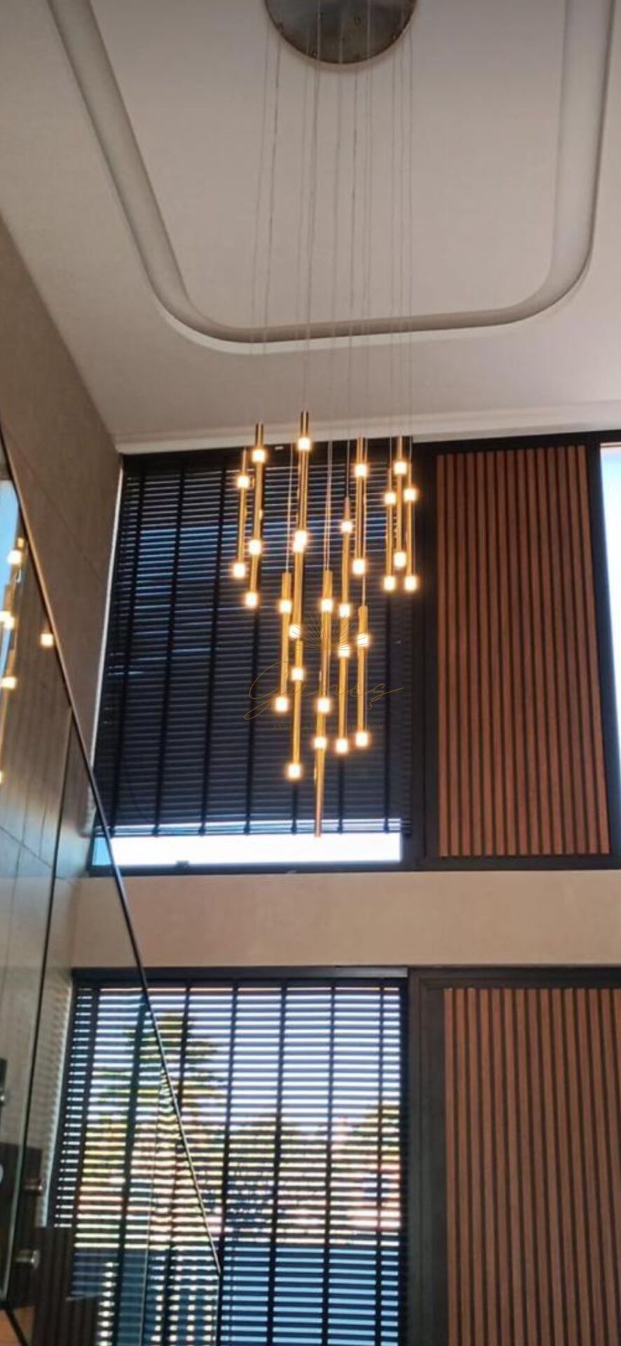 ÇUBUK  ÇOKLU GALERİ BOŞLUĞU AVİZE